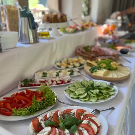 Promyk Wellness & Отель Карпач