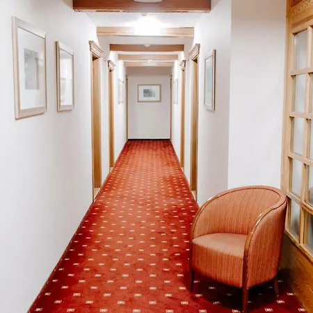 Отель Promyk Wellness & 3*