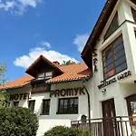 Promyk Wellness & ホテル カルパッチ