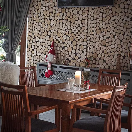 Promyk Wellness & מלון קרפאז'