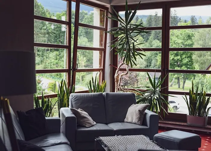 Promyk Wellness & فندق كارباش