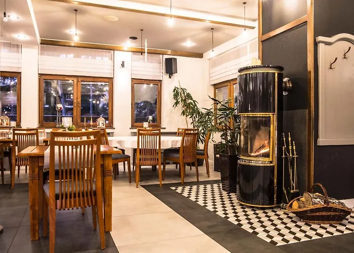 מלון Promyk Wellness & 3*